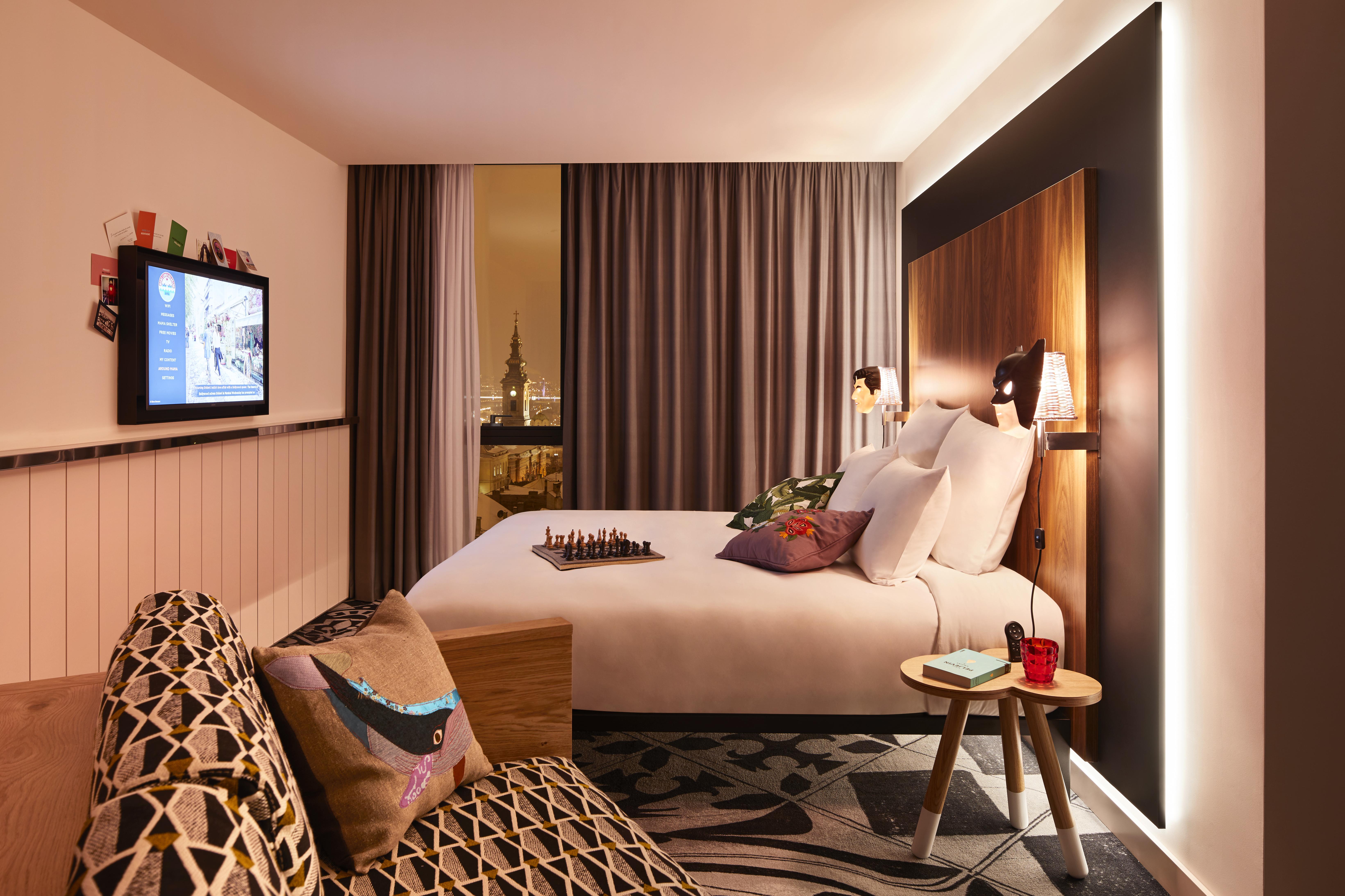 มามา เชลเตอร์ เบลเกรด Hotel ภายนอก รูปภาพ