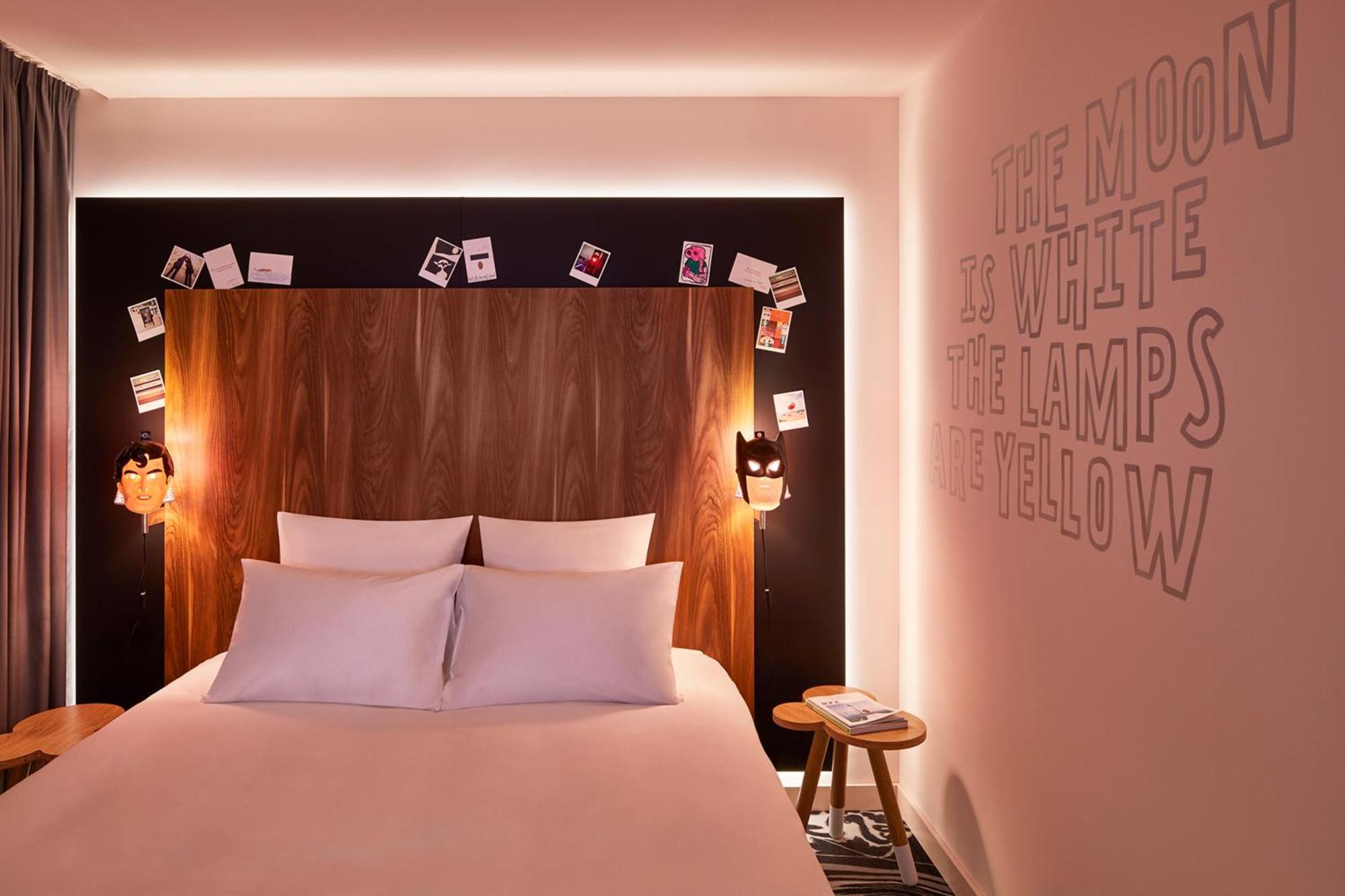 มามา เชลเตอร์ เบลเกรด Hotel ภายนอก รูปภาพ