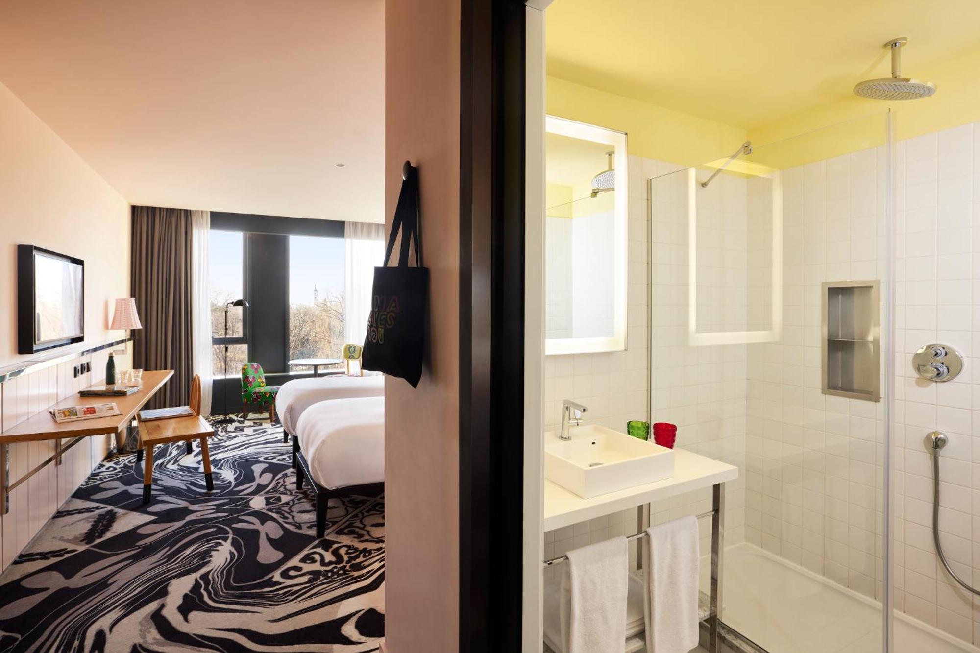 มามา เชลเตอร์ เบลเกรด Hotel ภายนอก รูปภาพ