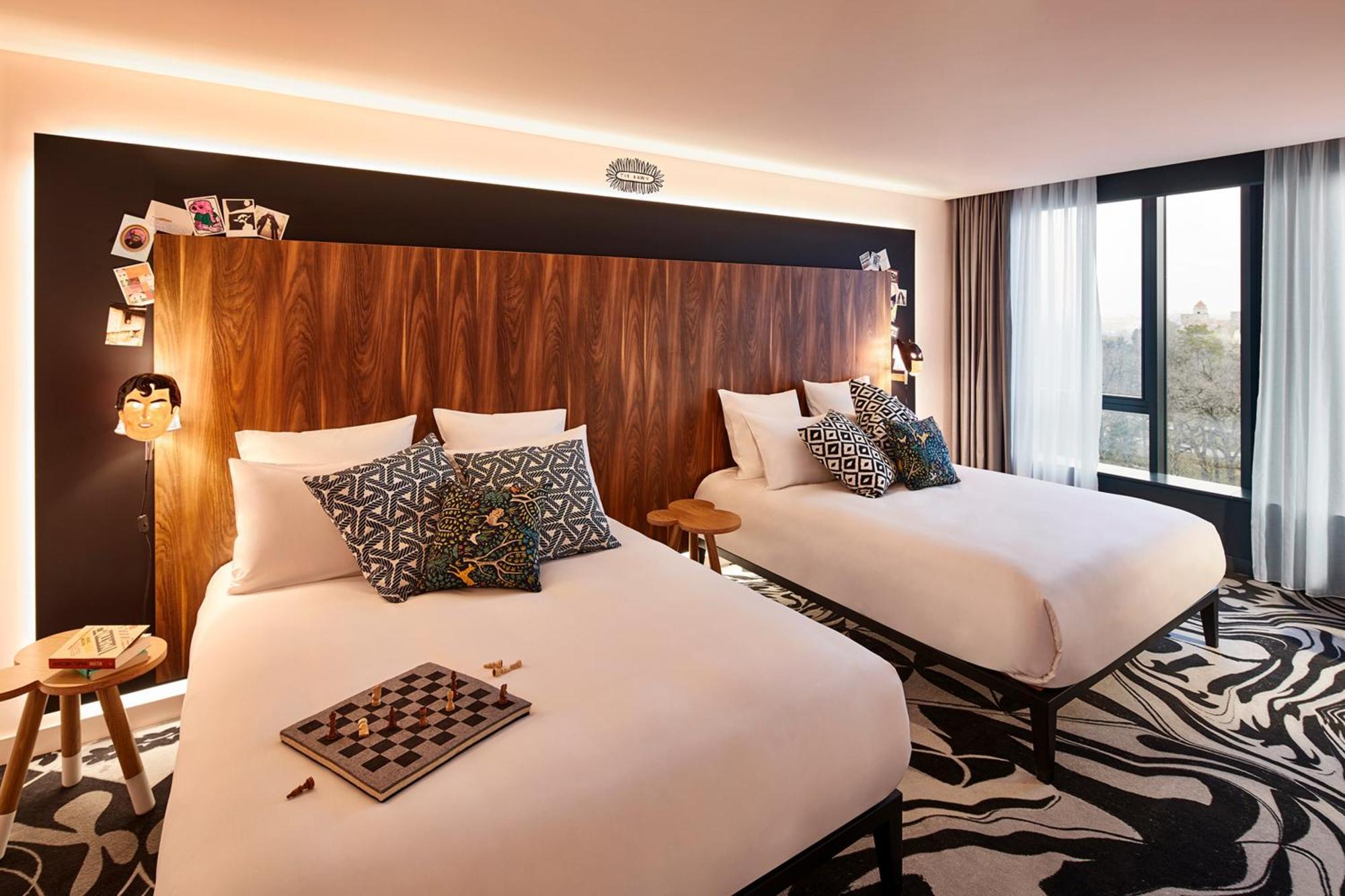 มามา เชลเตอร์ เบลเกรด Hotel ภายนอก รูปภาพ