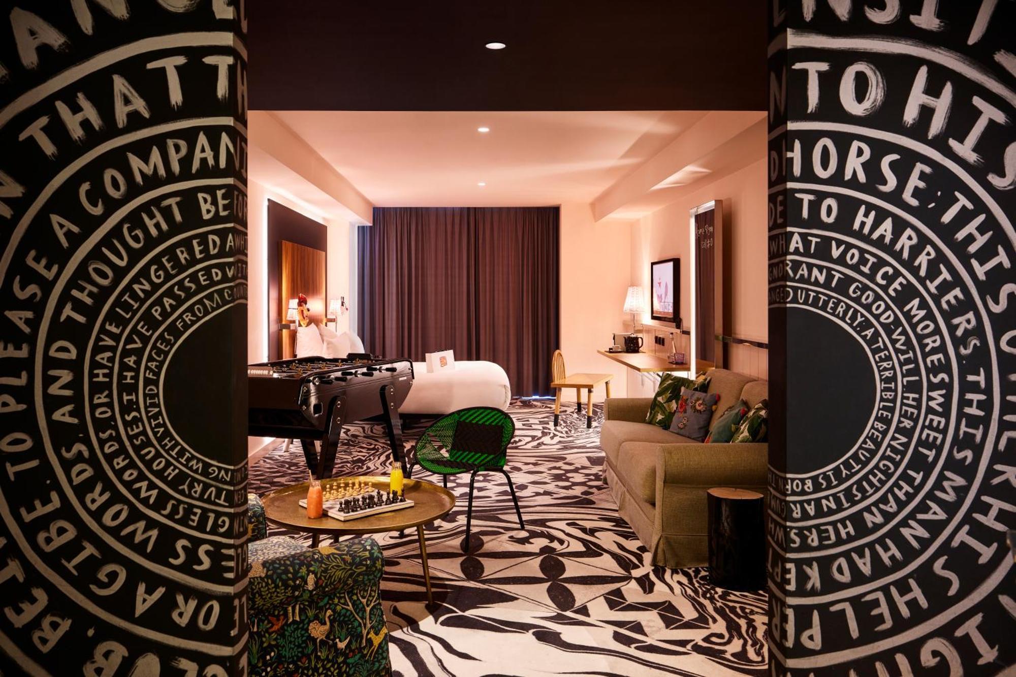 มามา เชลเตอร์ เบลเกรด Hotel ภายนอก รูปภาพ