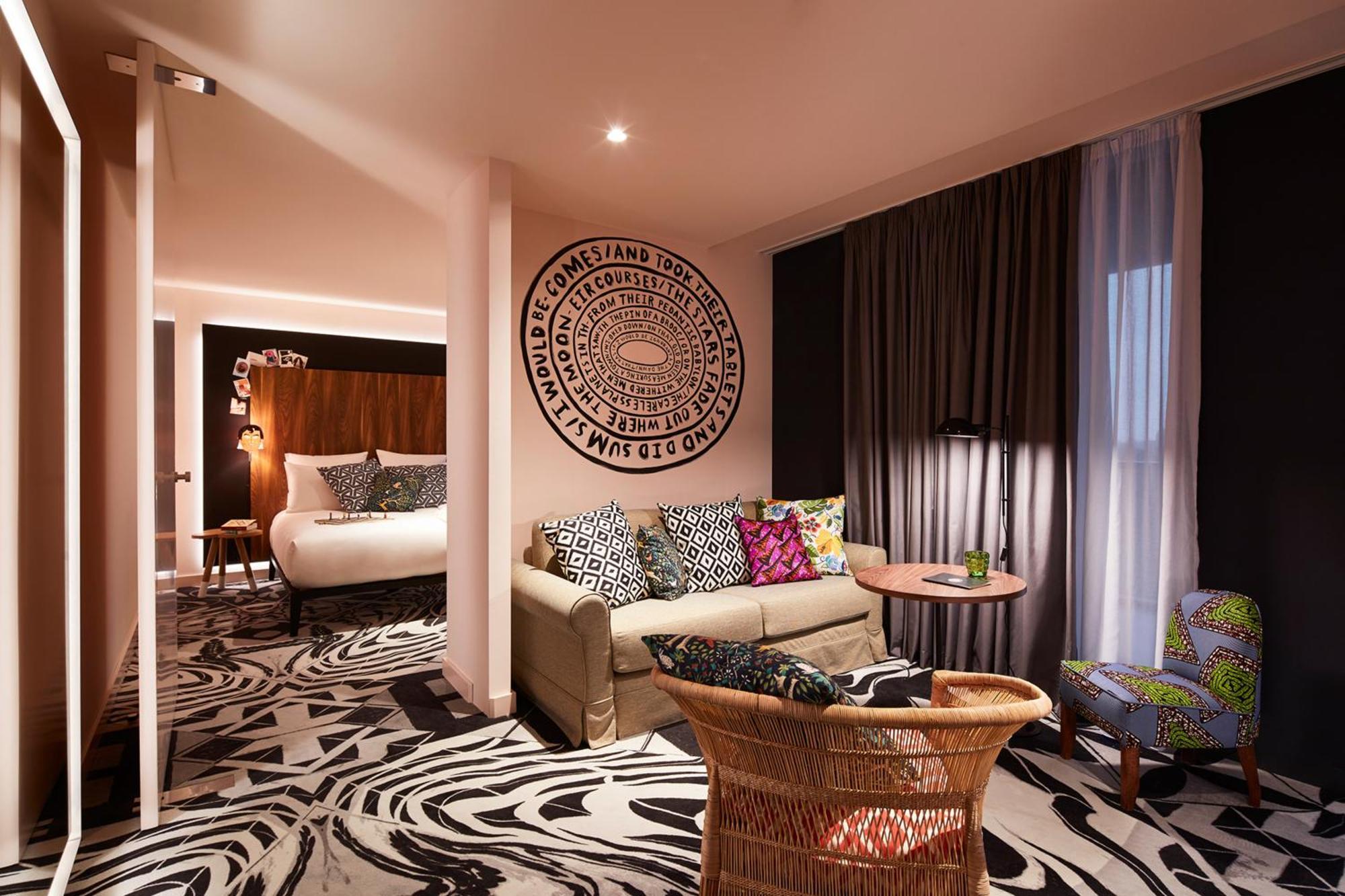 มามา เชลเตอร์ เบลเกรด Hotel ภายนอก รูปภาพ